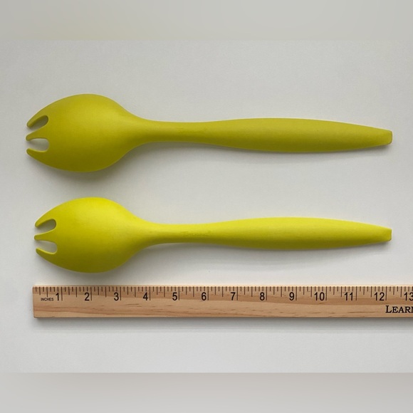 Tupperware Salad Serving Sporks Set - Picture 2 of 3